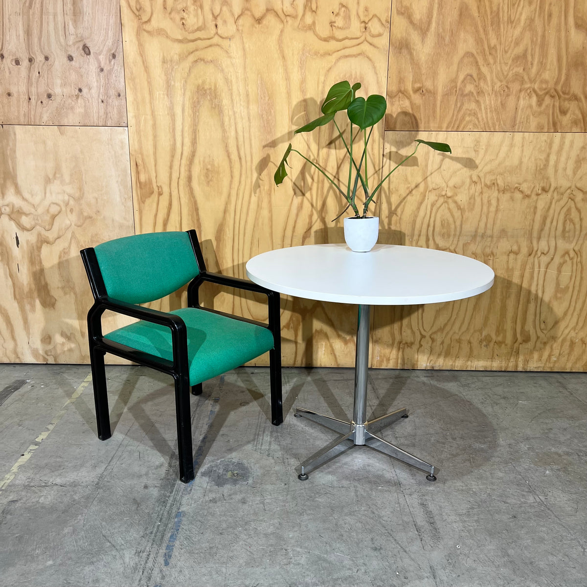 Round White Cafe Table with Chrome Base