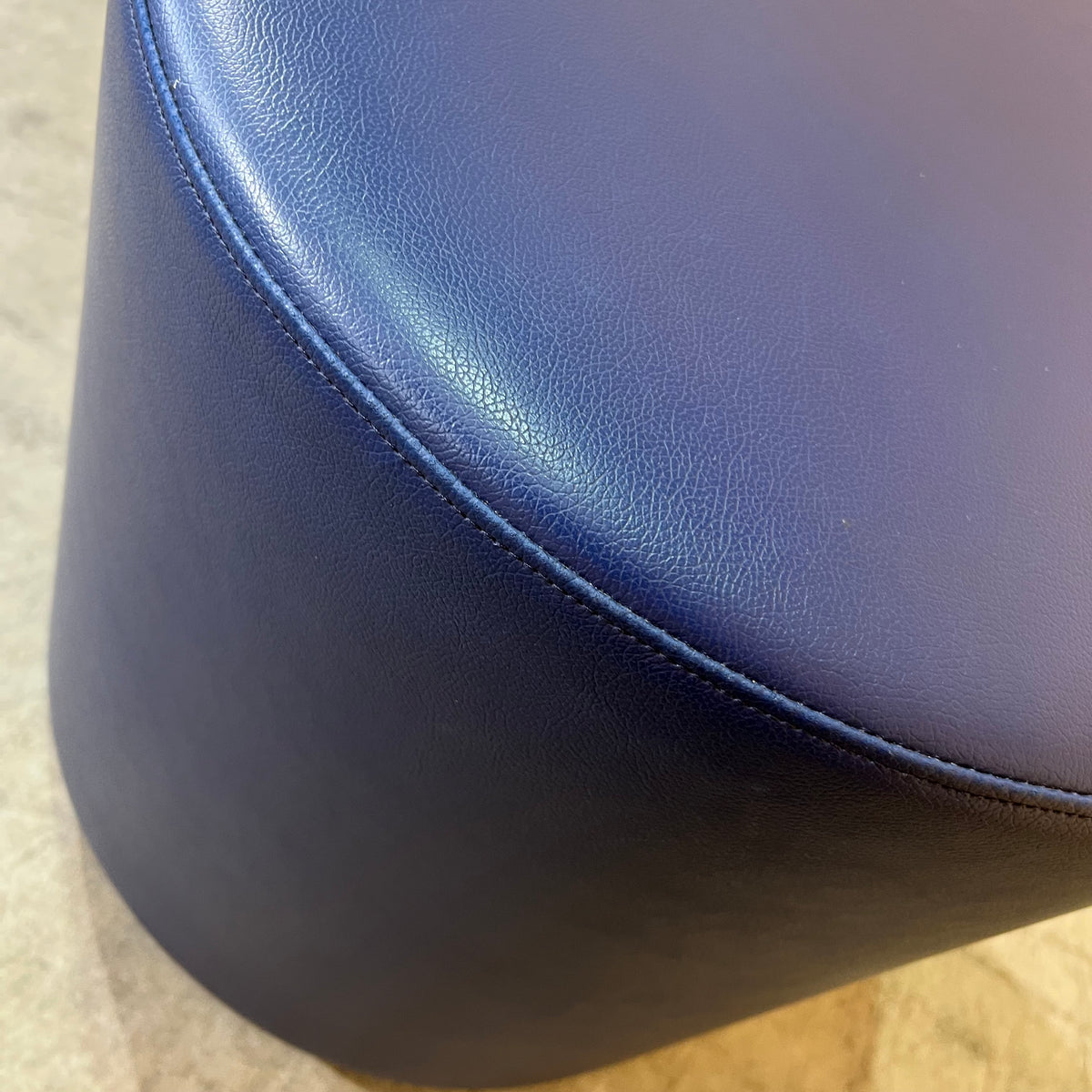 Round Vinyl Upholstered Stool/Ottoman