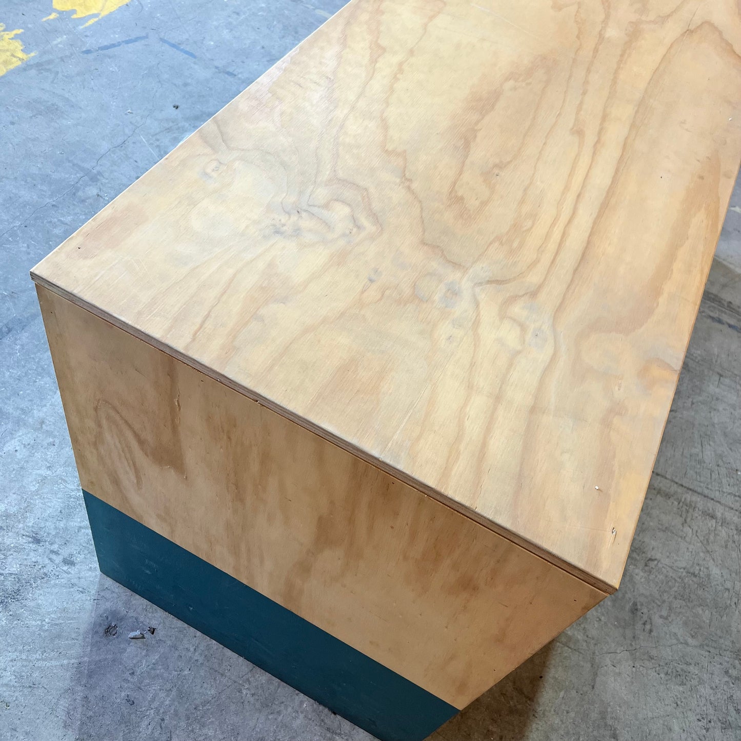 Ply Retail/Workshop Bench