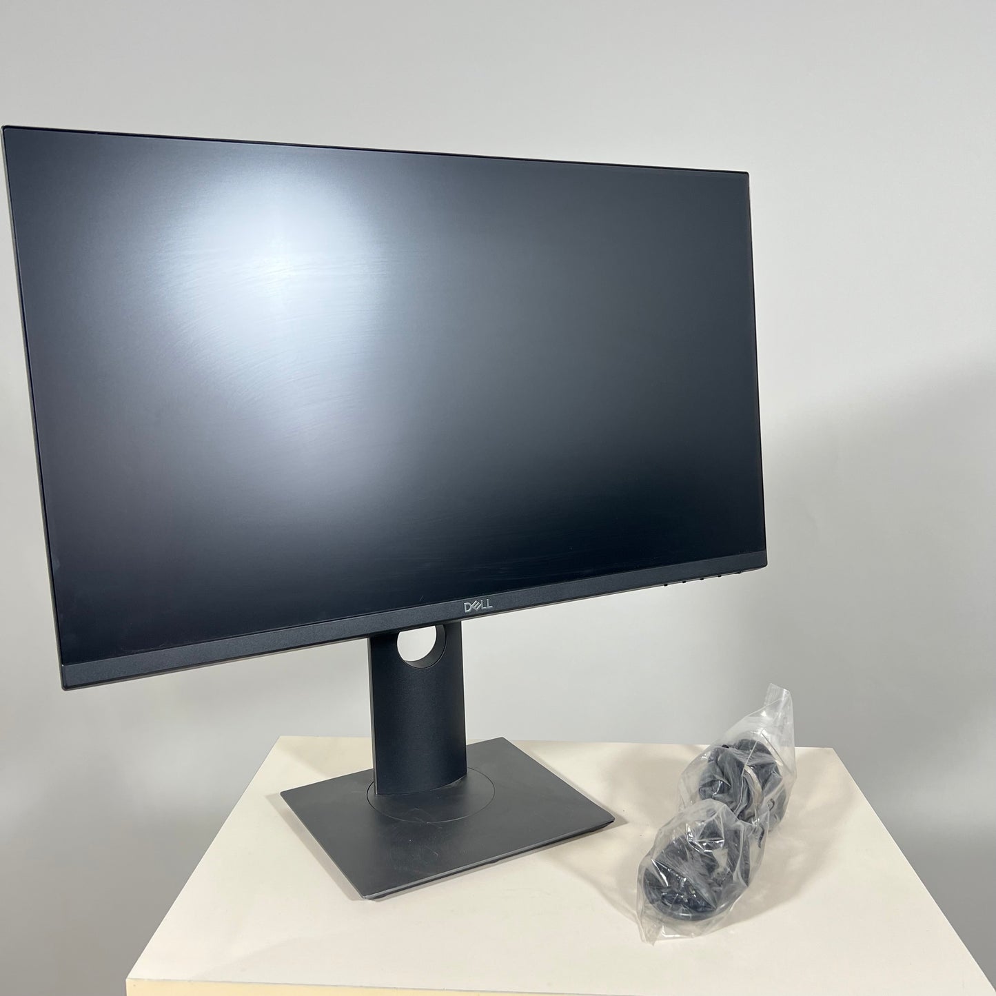Dell 24" Full HD Monitor P2419H