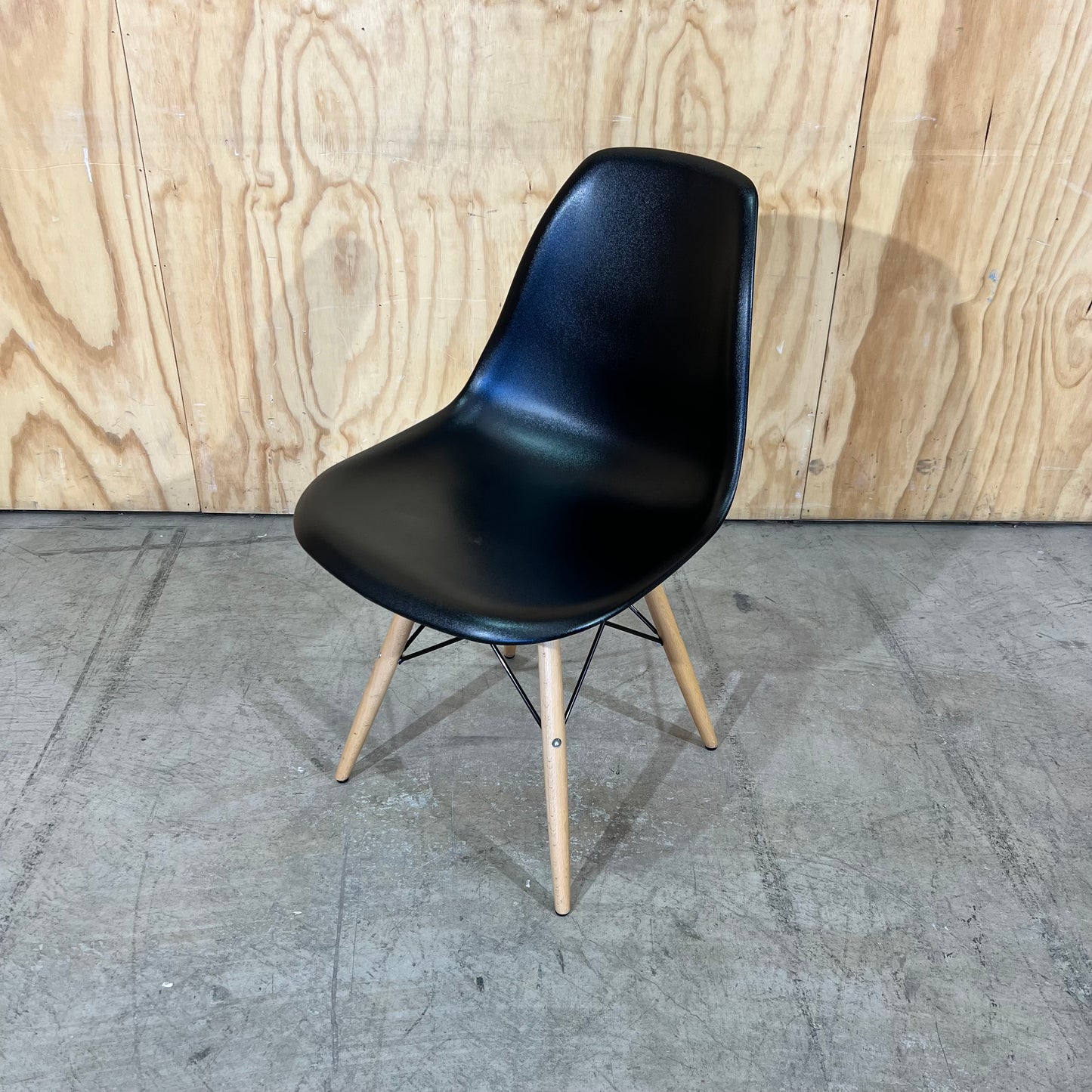 Black replica Eames Moulded Chair