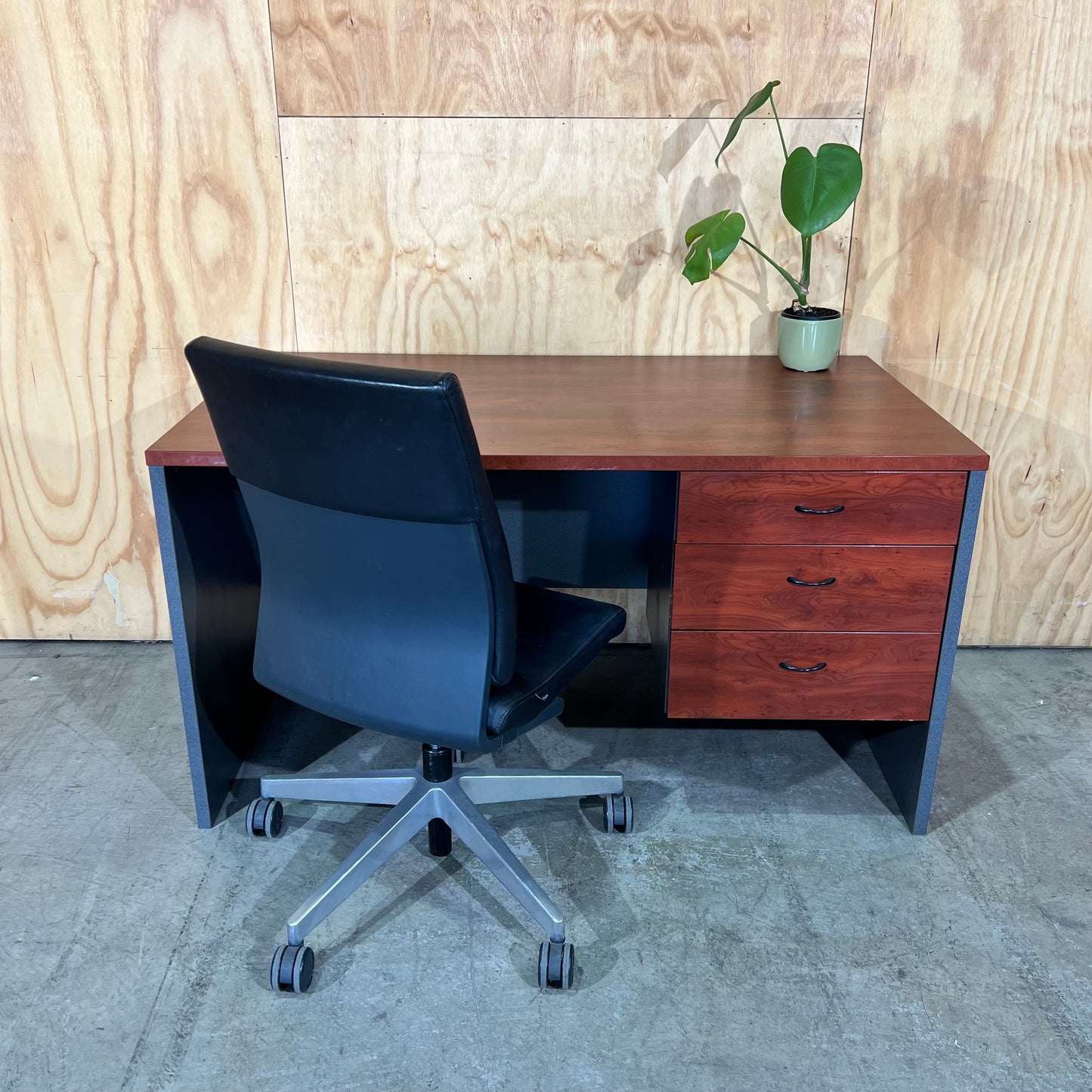 Desk with integrated Pedestal in Cherry Wood Laminate