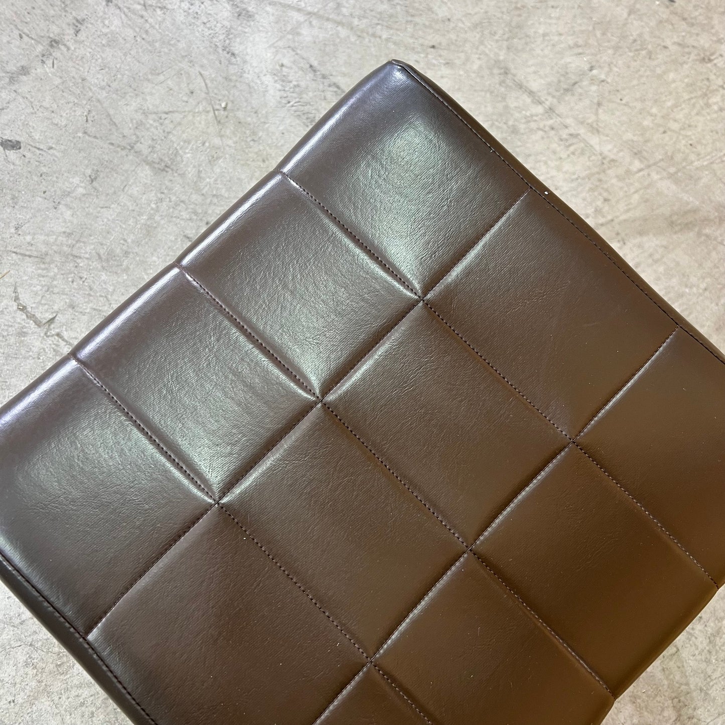 Brown Visitor Chair - Pattern