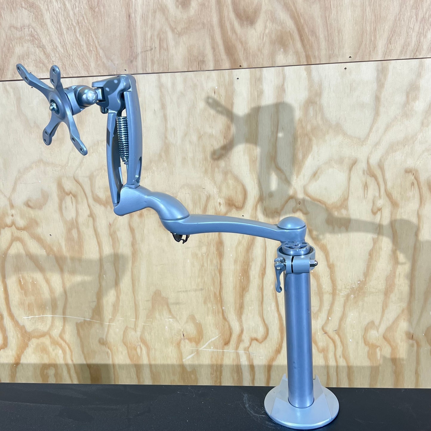 Halefe Silver Monitor Arm