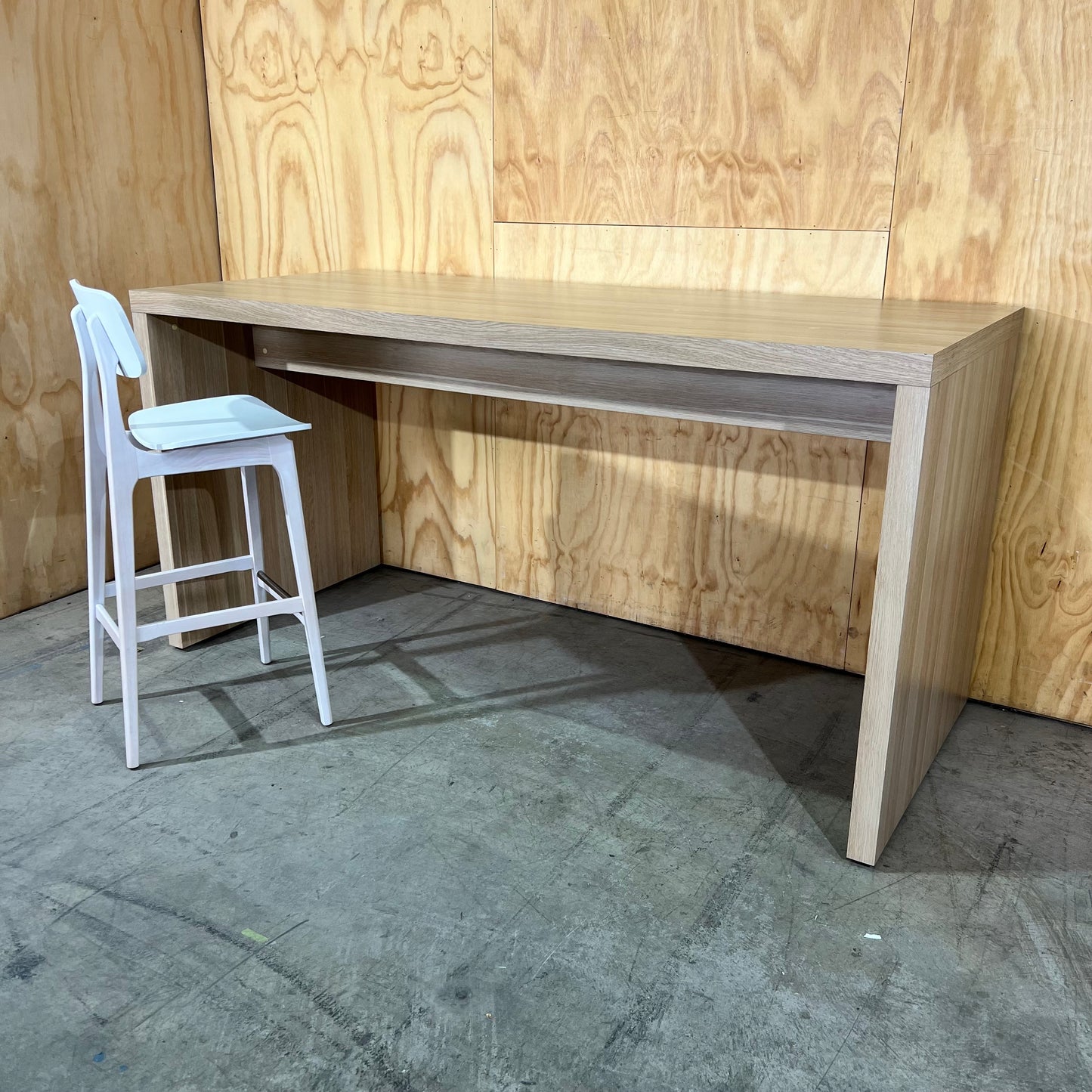 Krost Jive S Counter Table