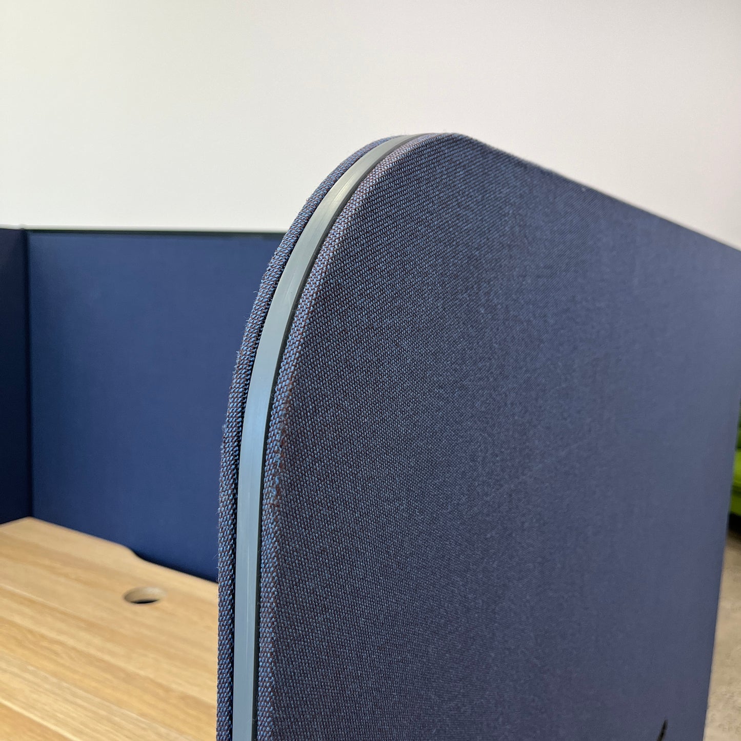 Zenith PRECINCT POD double sided in Blue with Wooden Laminate Desktop