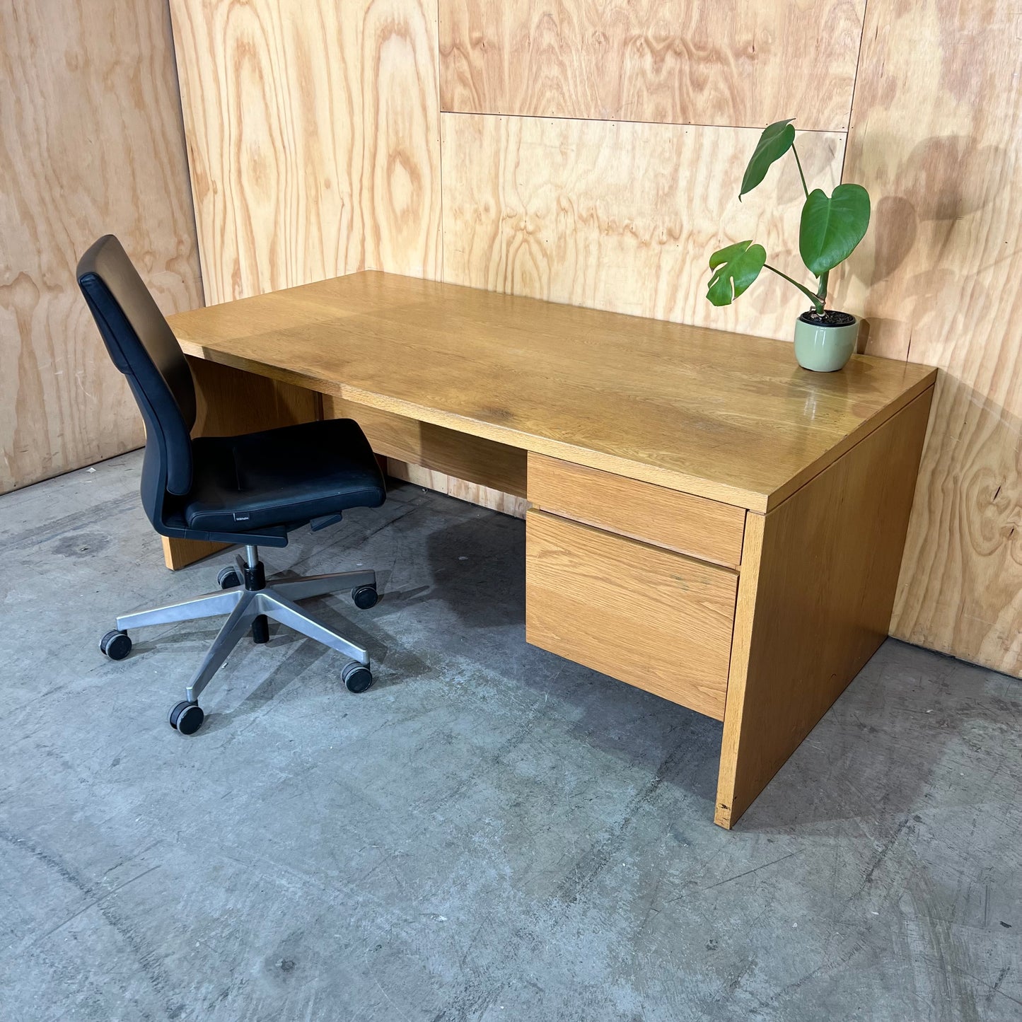Mid Century Oak Veneer Desk with Drawers