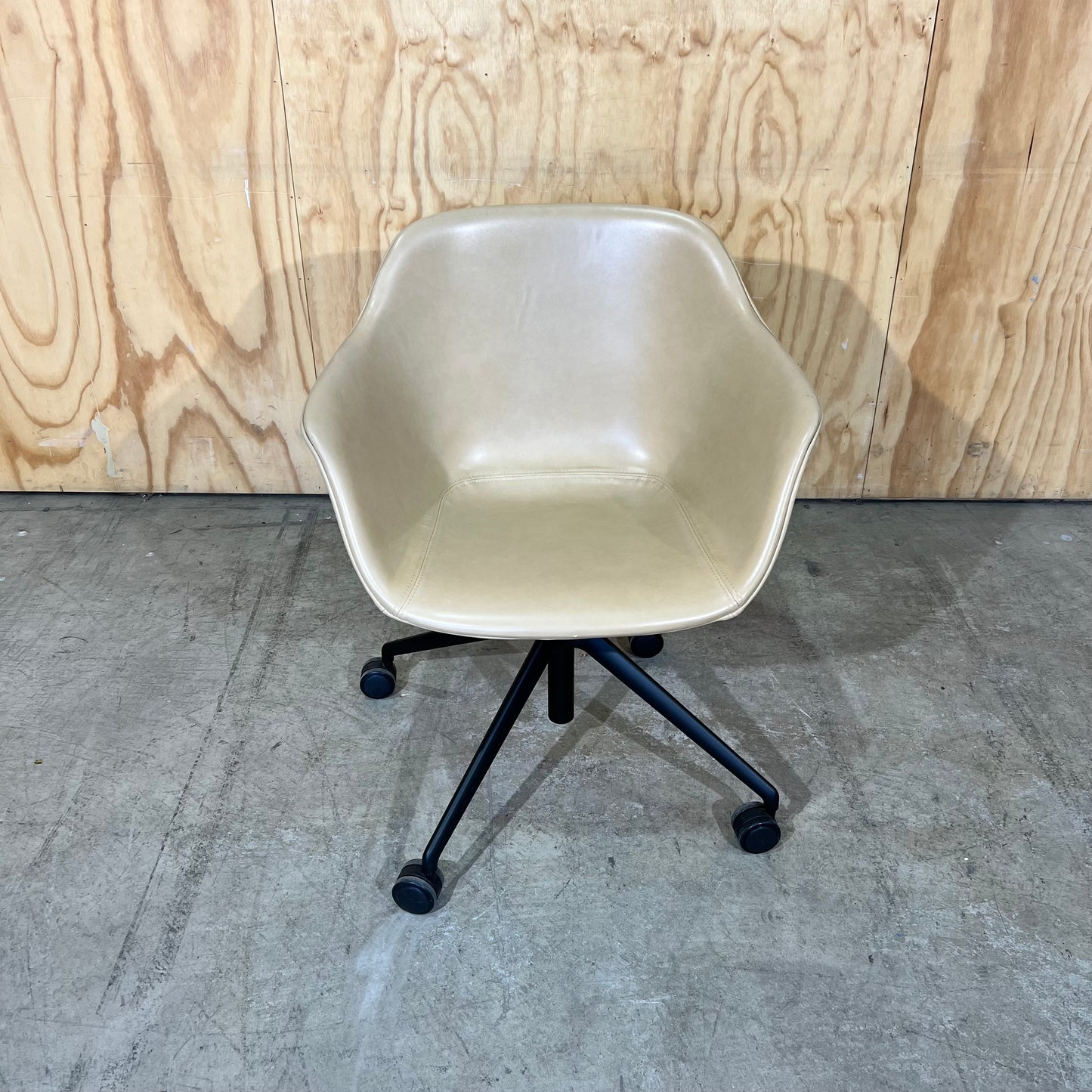 Vinyl Tub Chair by Donati (B Grade)