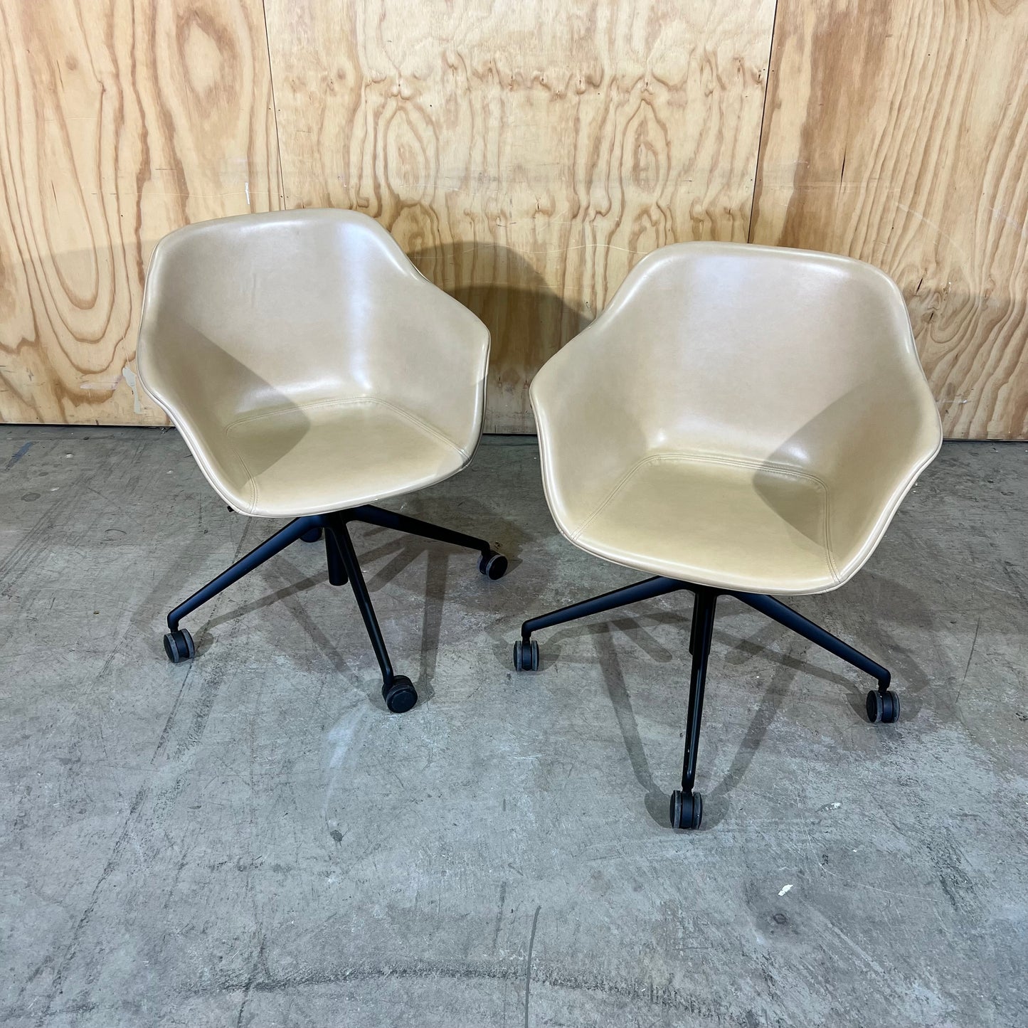 Vinyl Tub Chair by Donati (B Grade)