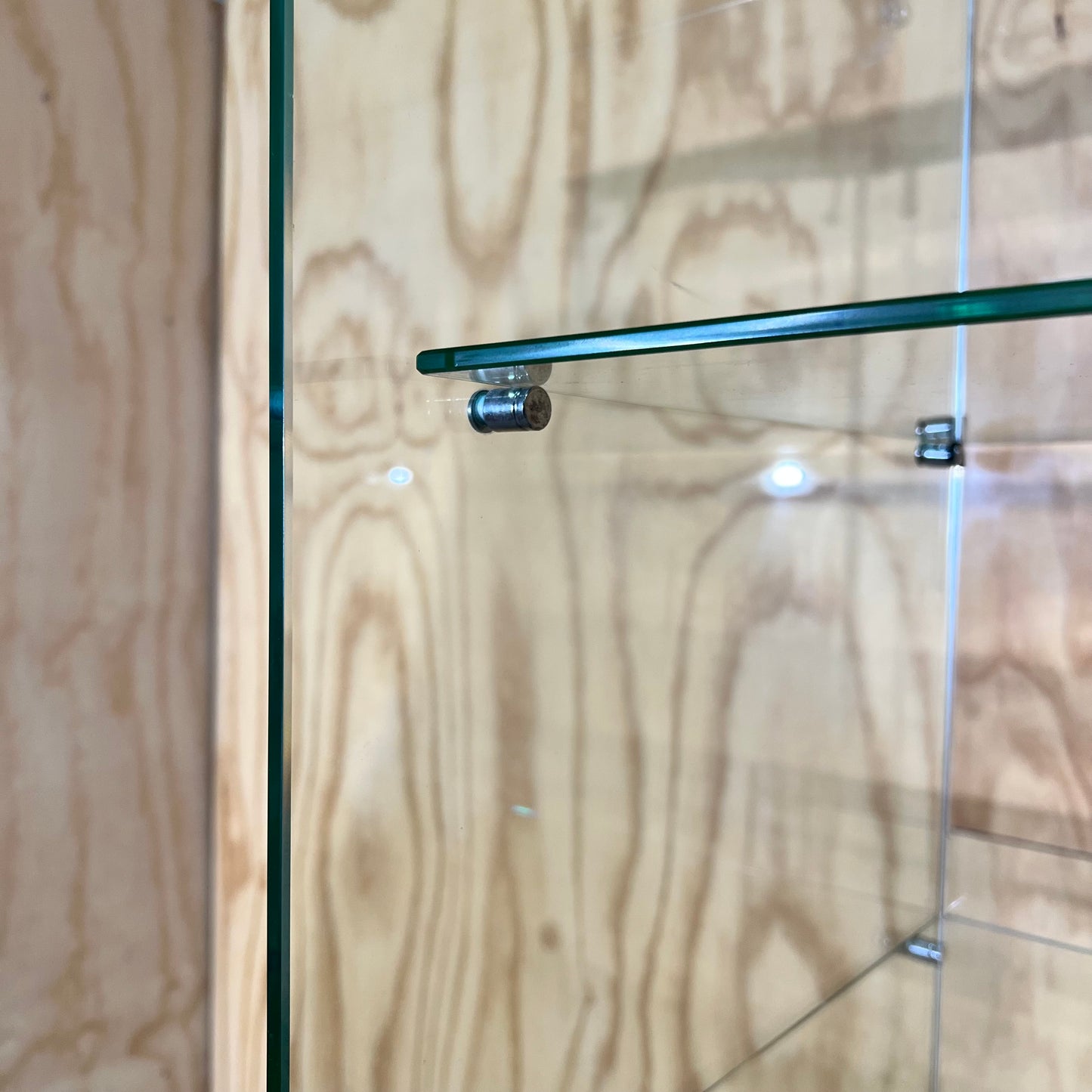 Glass cabinet