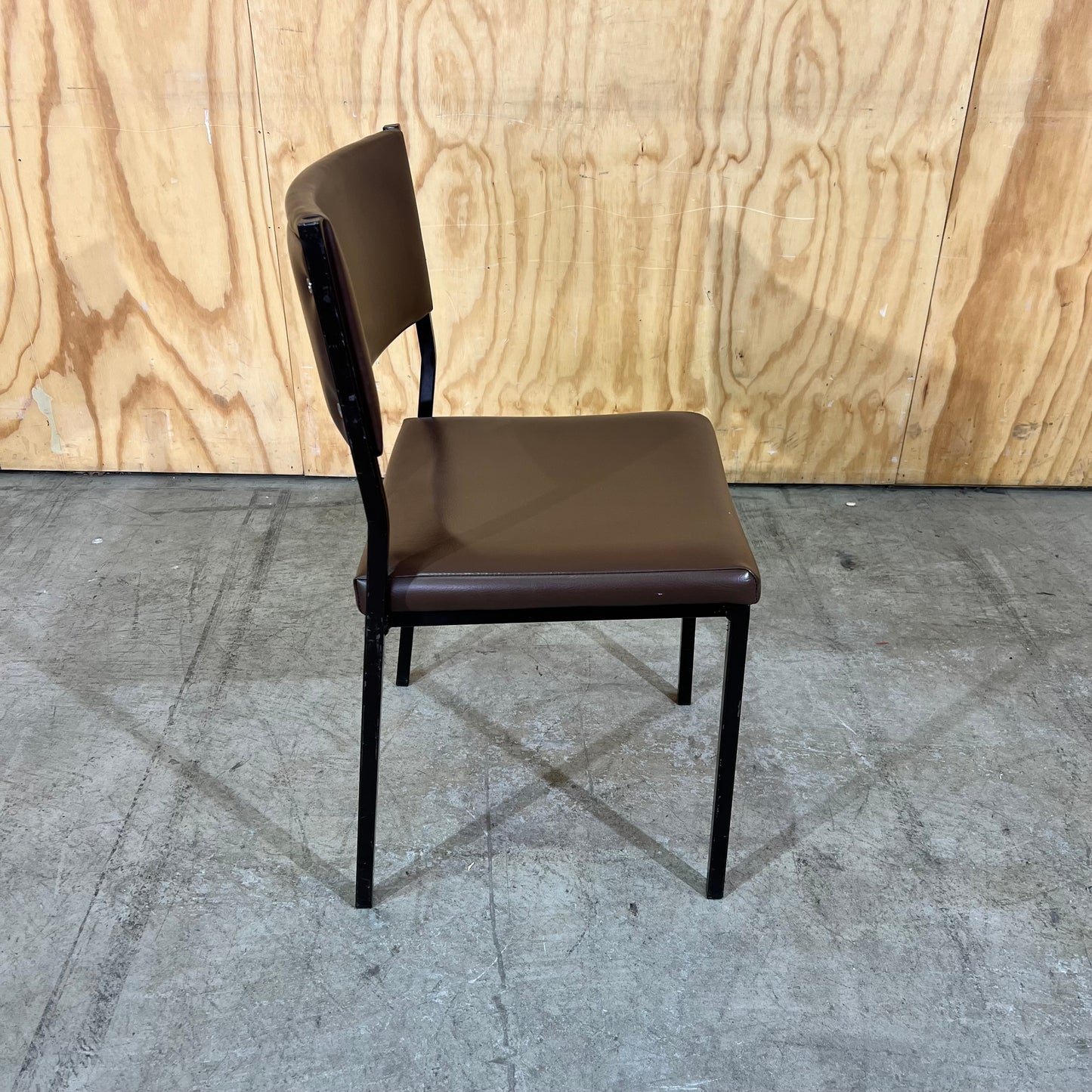 Brown Visitor Chair - Plain