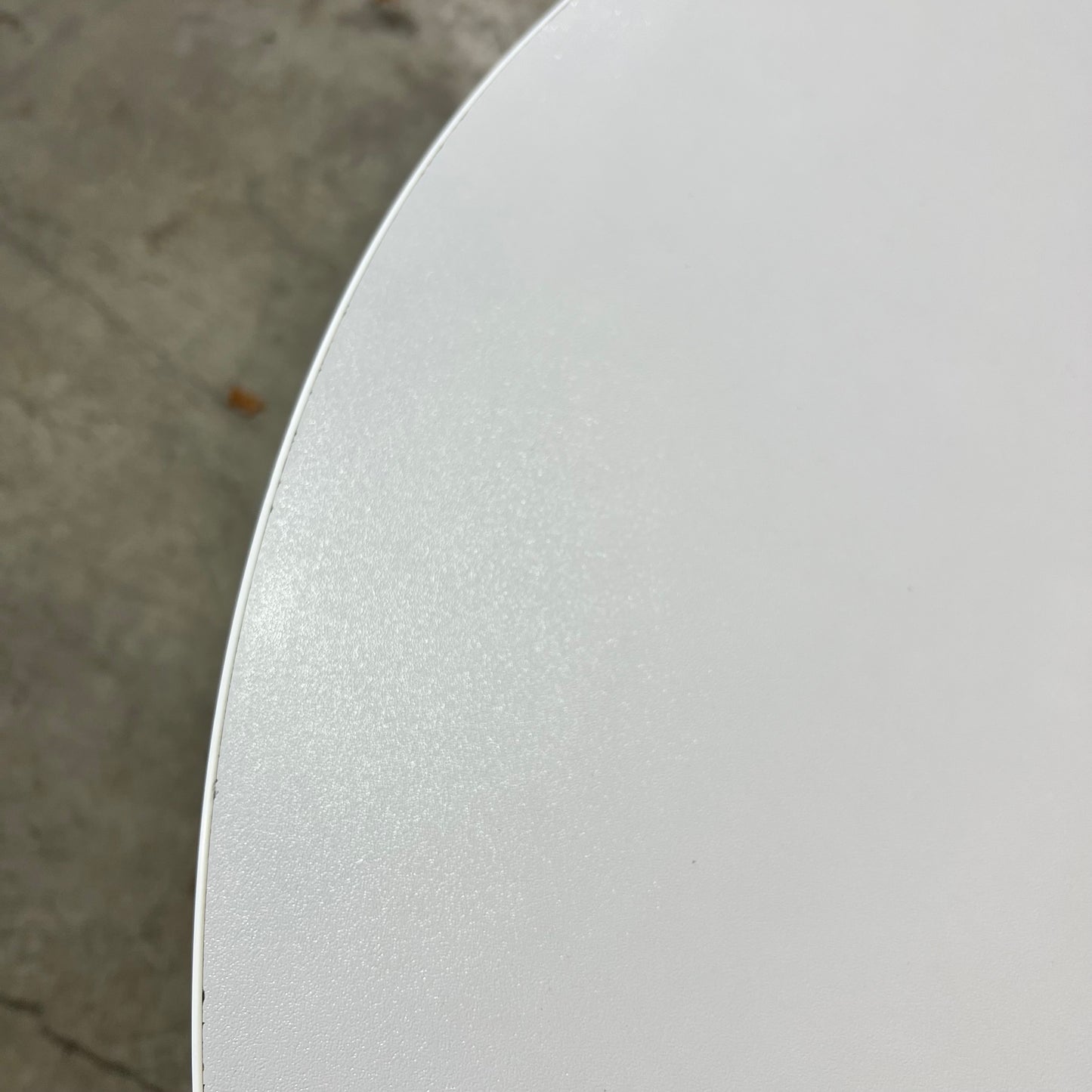D-End Mobile Table/Desk