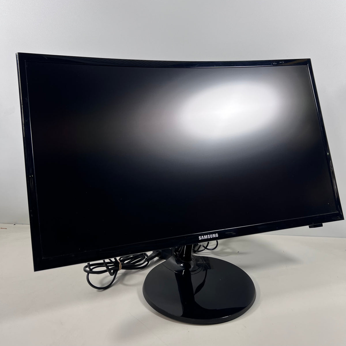 Samsung Monitor-Smart TV hybrid V24F39SFEX