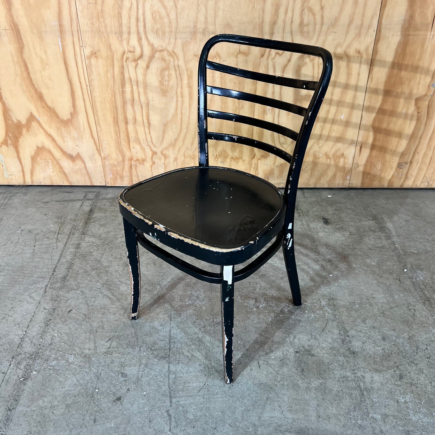 Thonet Horizontal Slat-Back Café Chair