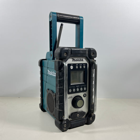 Makita DMR102 AM/FM Jobsite Radio