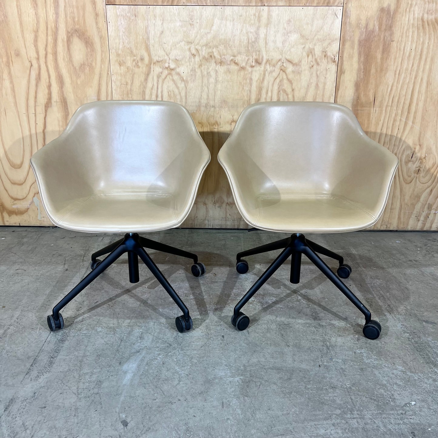 Vinyl Tub Chair by Donati (B Grade)