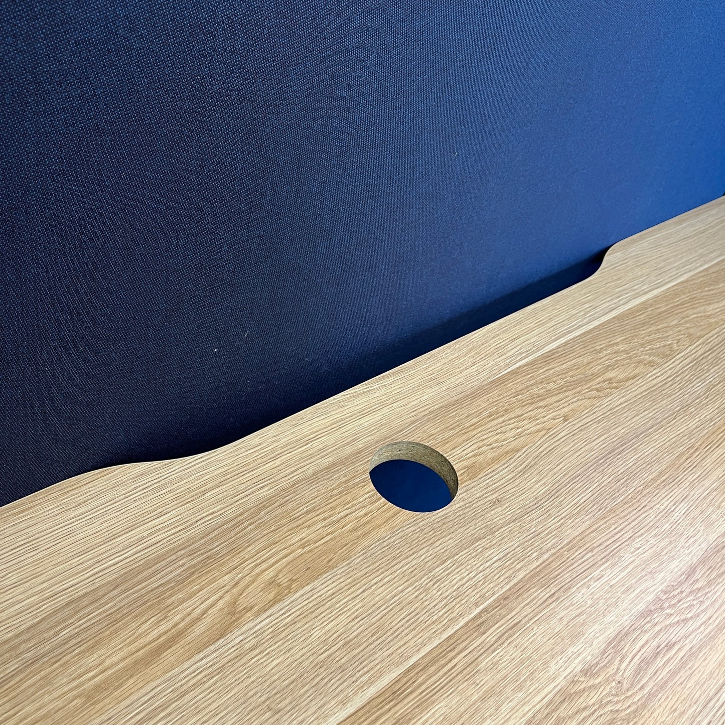 Zenith PRECINCT POD double sided in Blue with Wooden Laminate Desktop