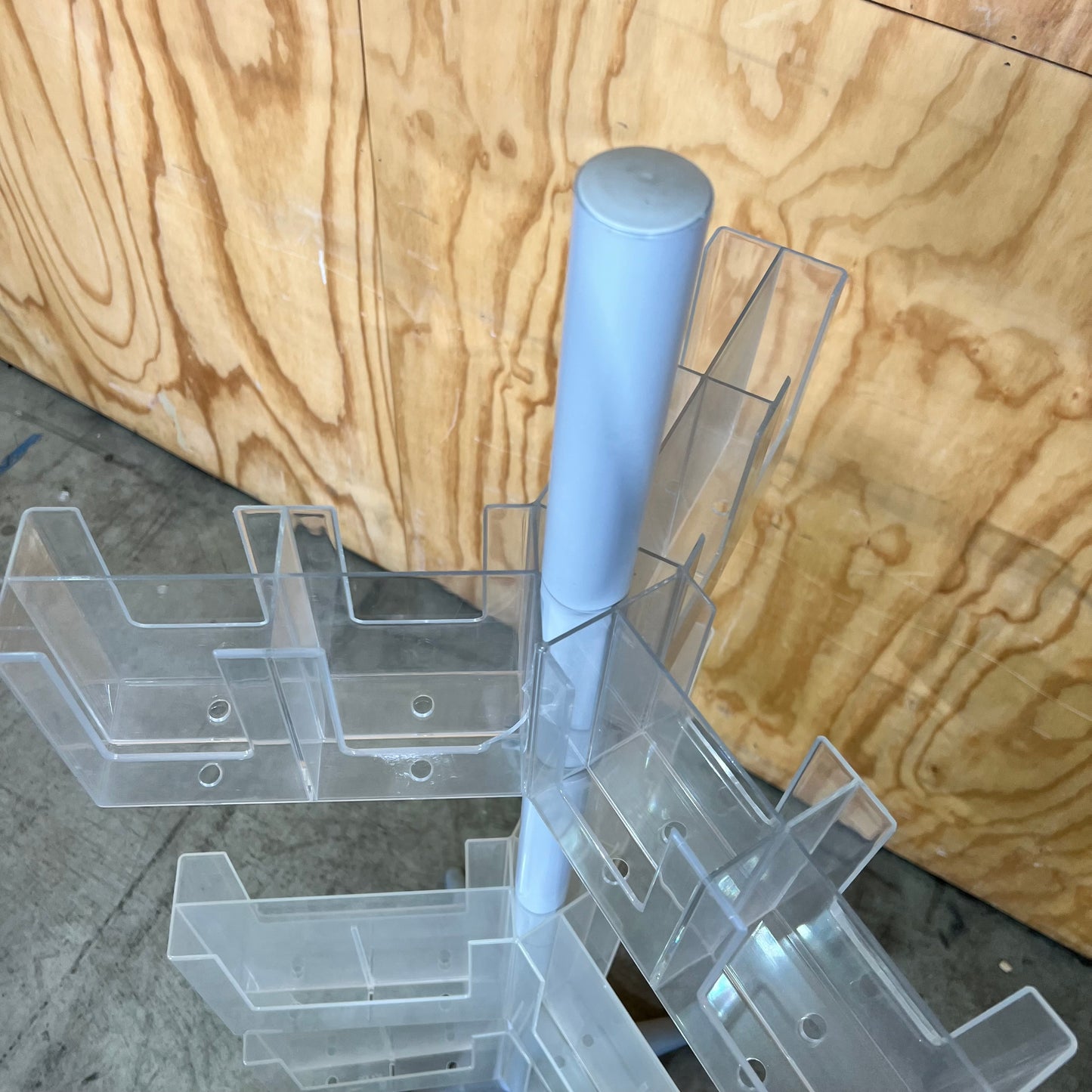 Brochure Stand