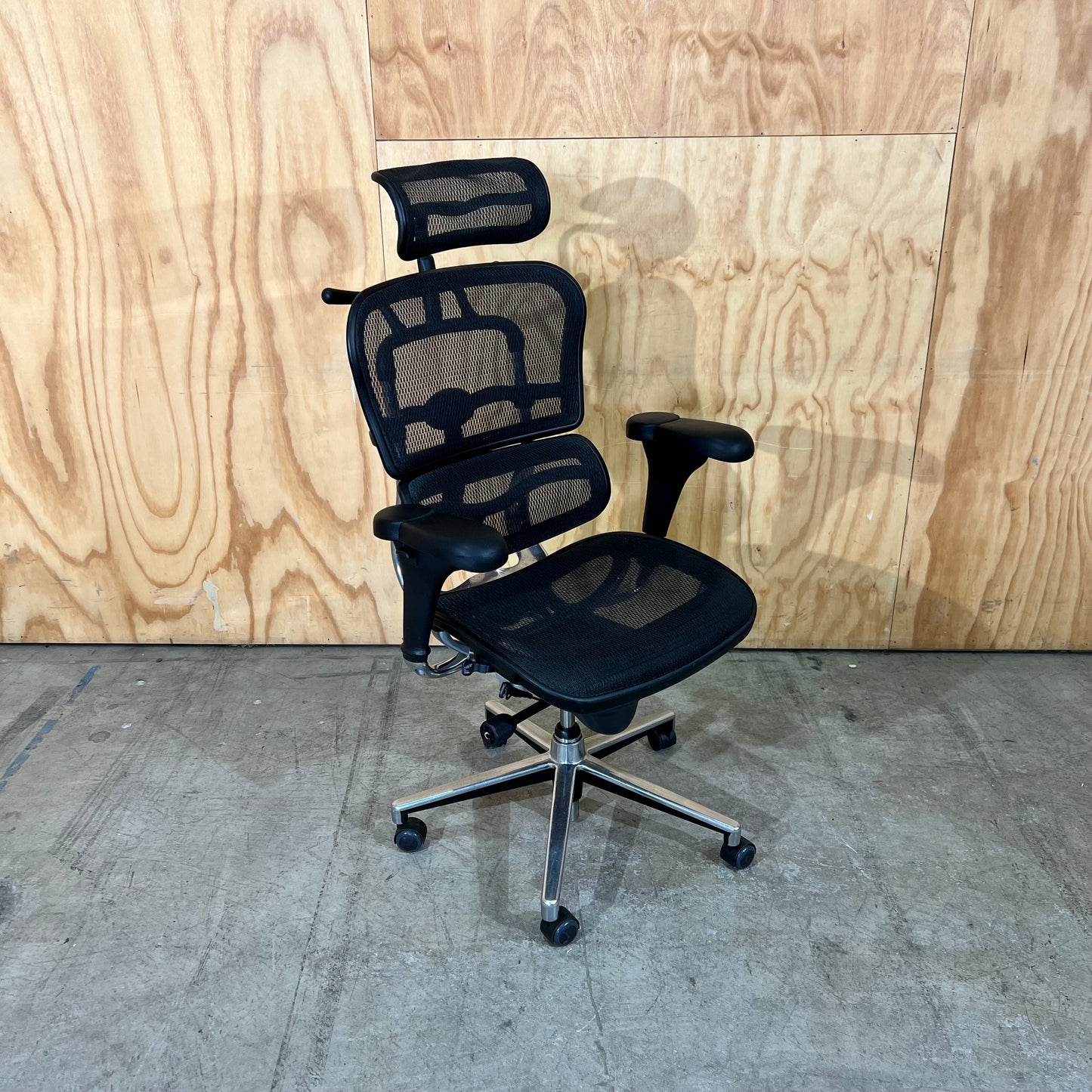 Ergohuman Classic Mesh Task Chair