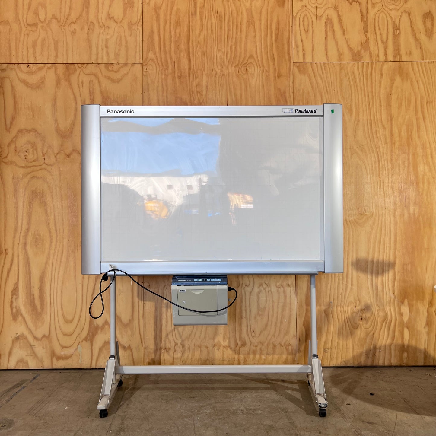 Panasonic UB-7325 65" 4 Screen Panaboard