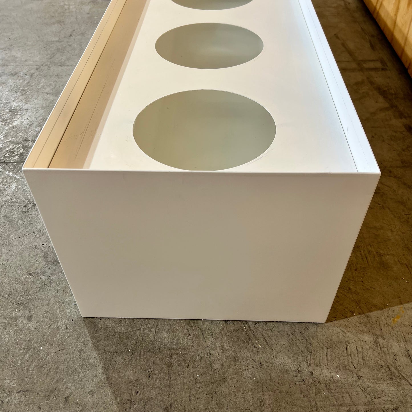 Deluxe White Metal Planter Box
