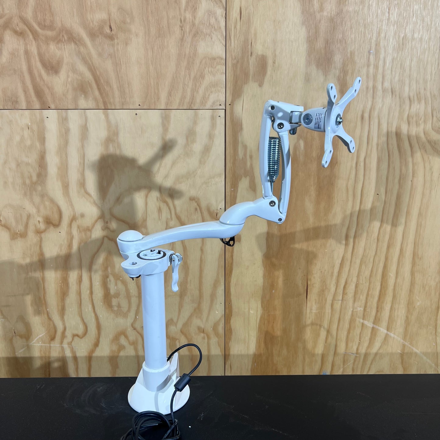 Halefe White Monitor Arm with USB Ports