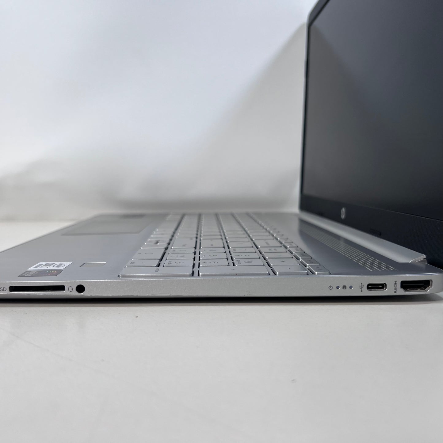 HP Laptop 15s-FQ1055TU
