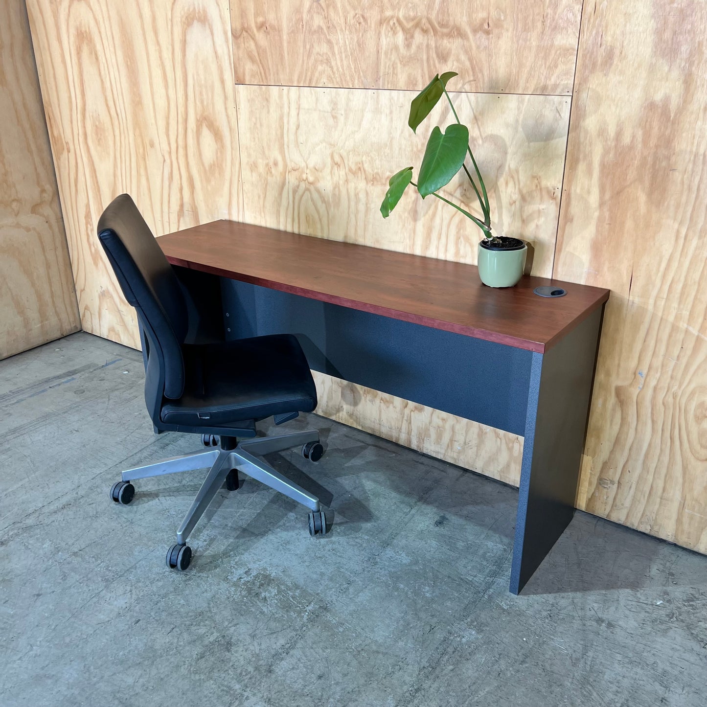 Slimline Straight Desk in Warm Cherry Woodgrain