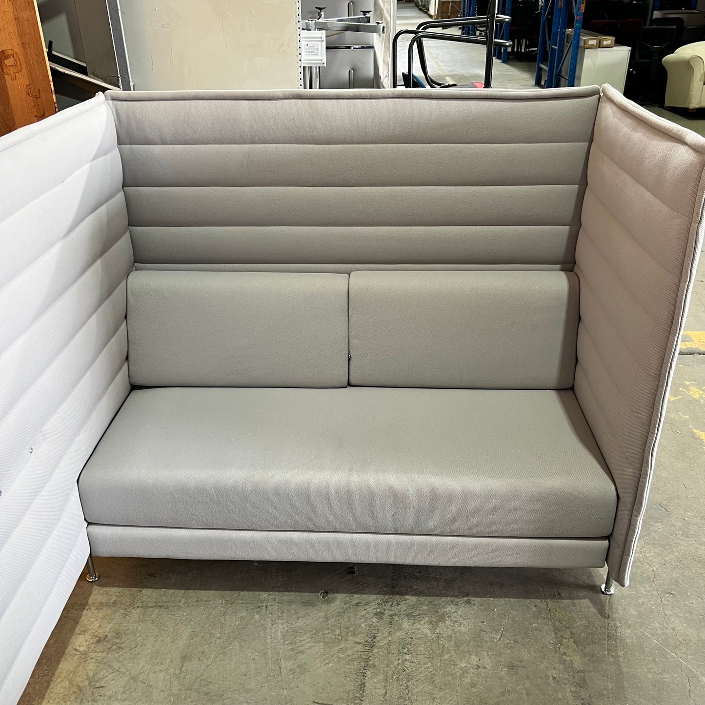 Vitra Alcove Highback Cabin in Grey (Middle Table Missing)