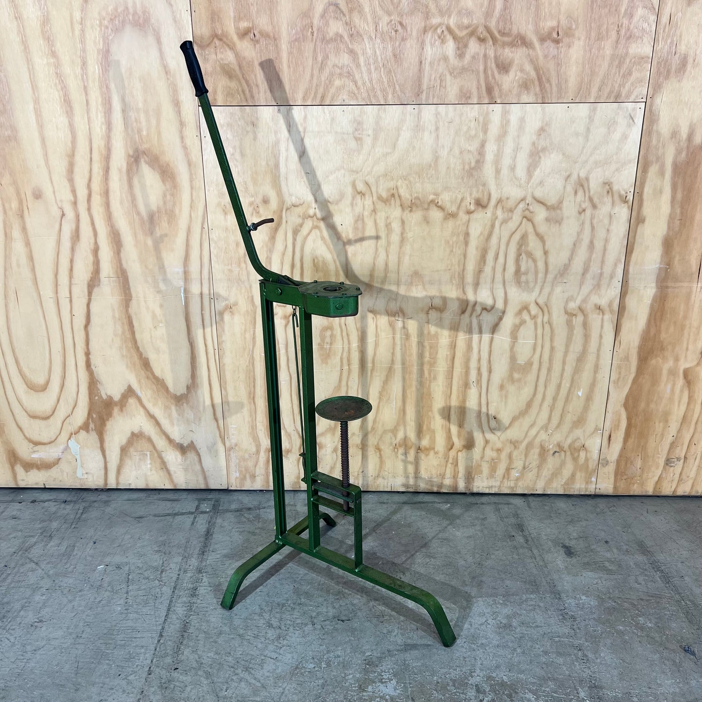 Manual Floor-Standing wine bottle corker