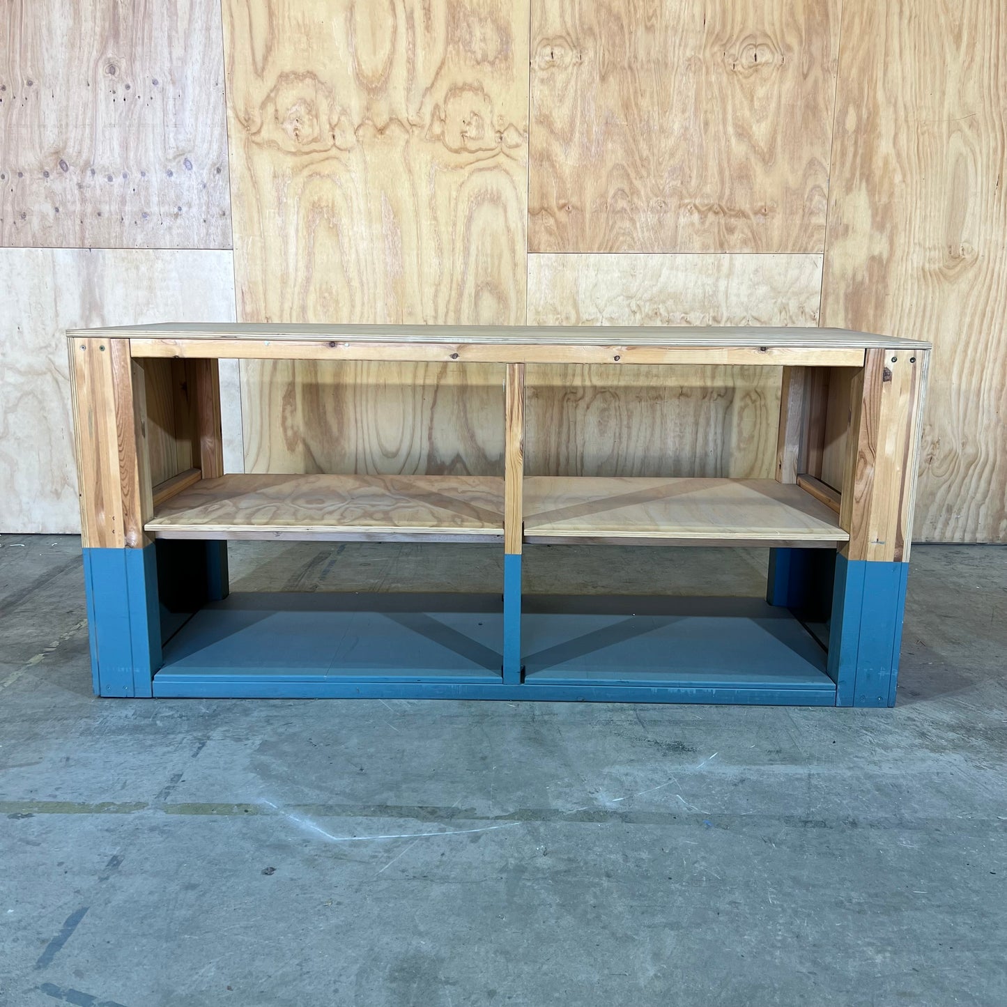 Ply Retail/Workshop Bench