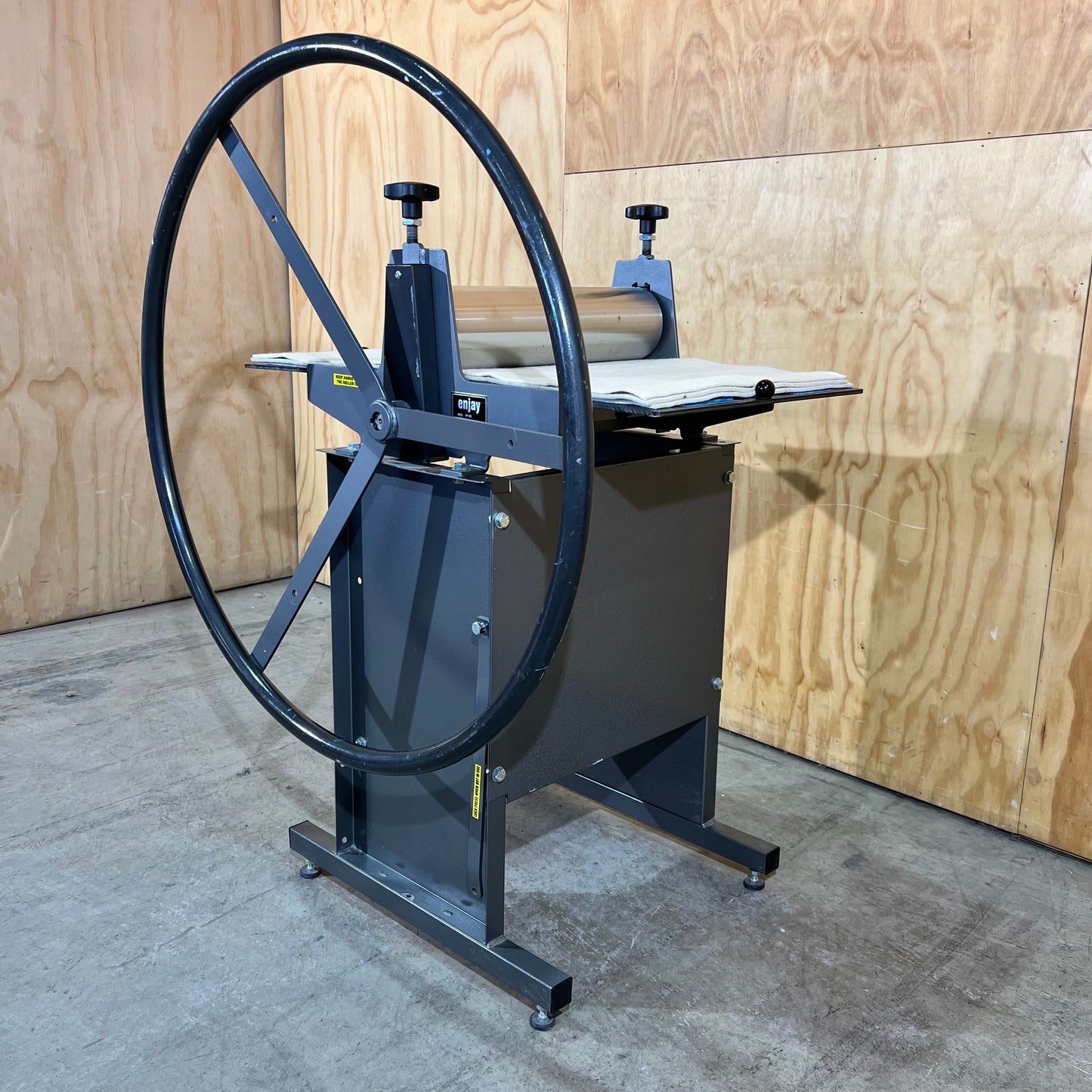 Enjay RP18/460 Etching Press
