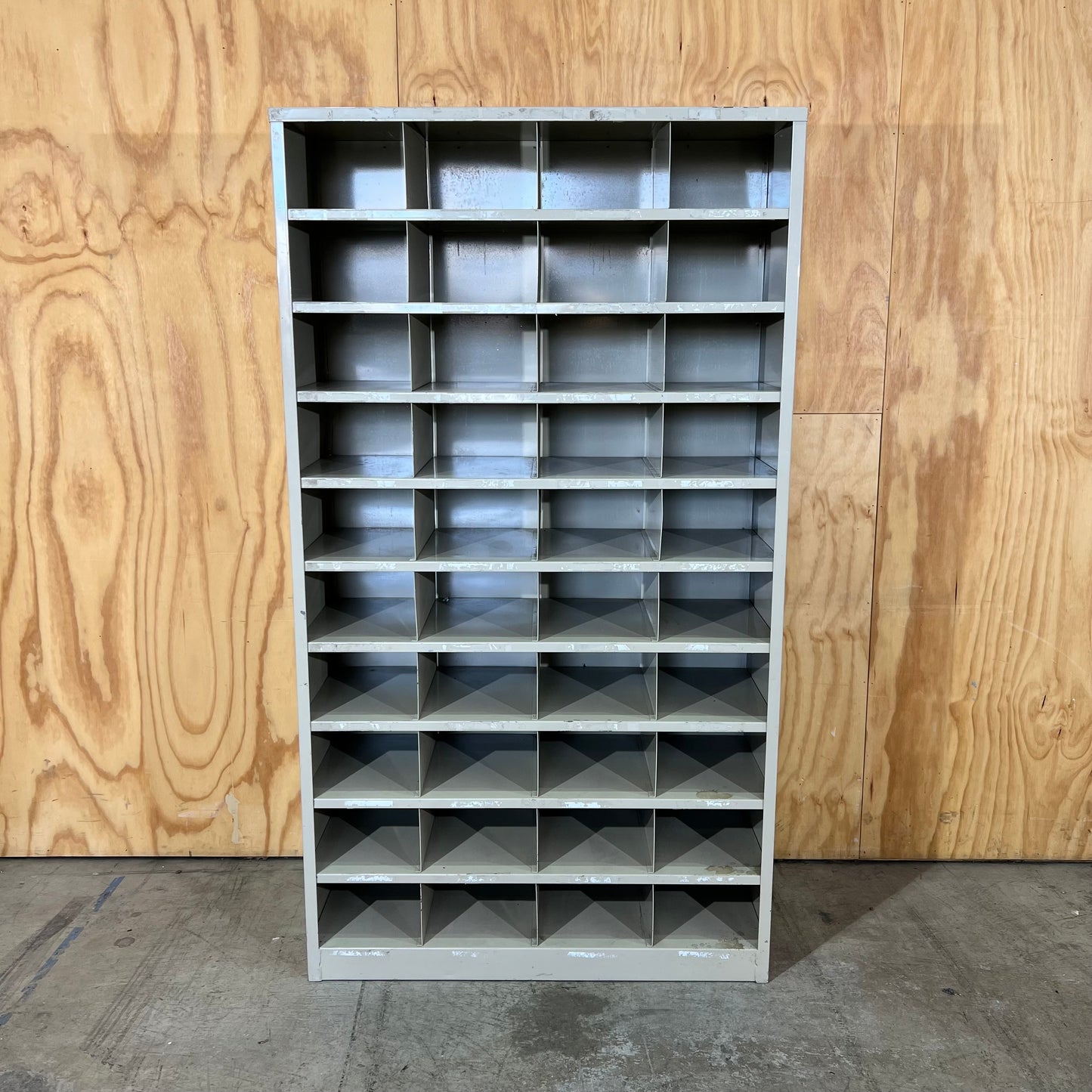 Industrial Steel Pigeon Hole Unit - Putty Grey