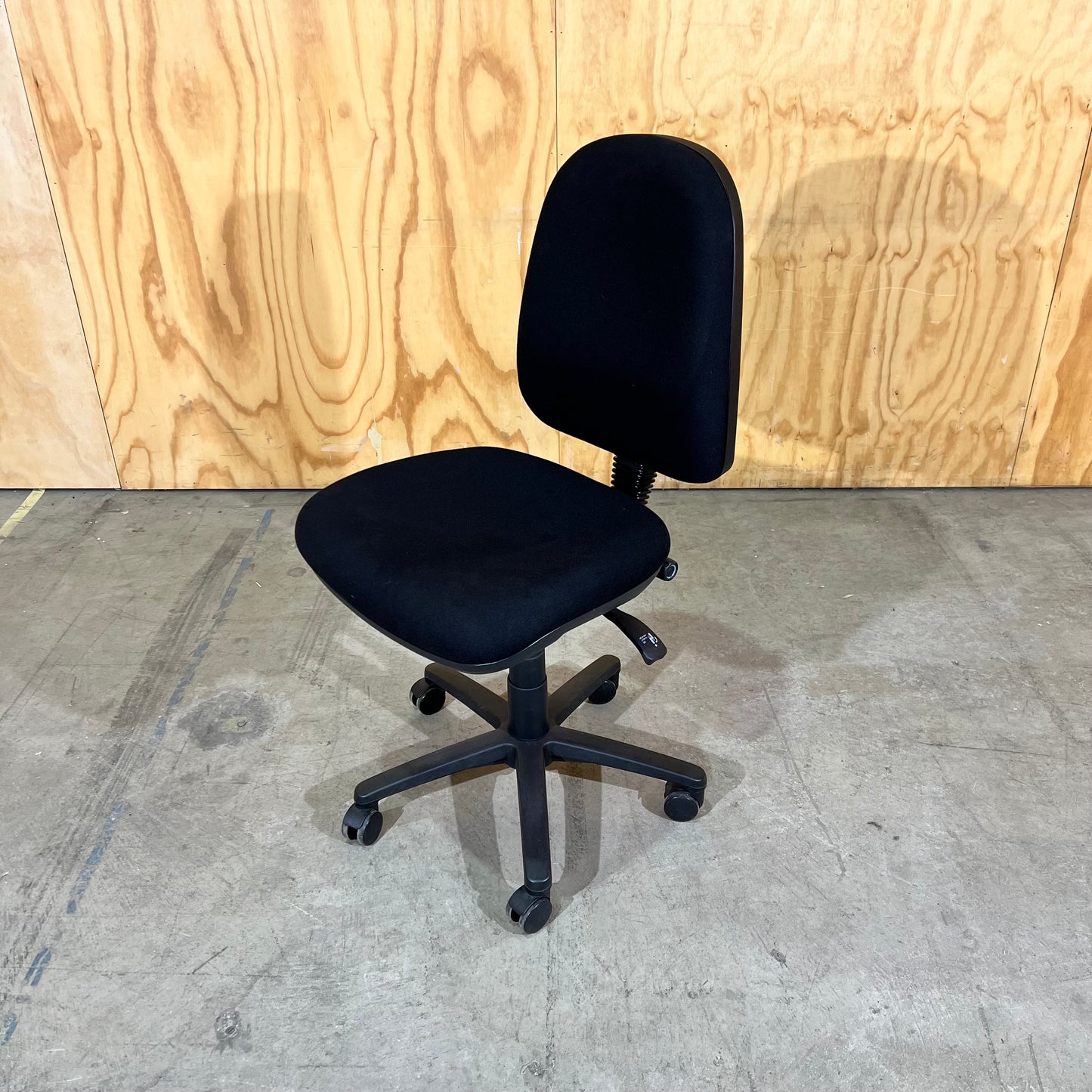 Black fabric task chair