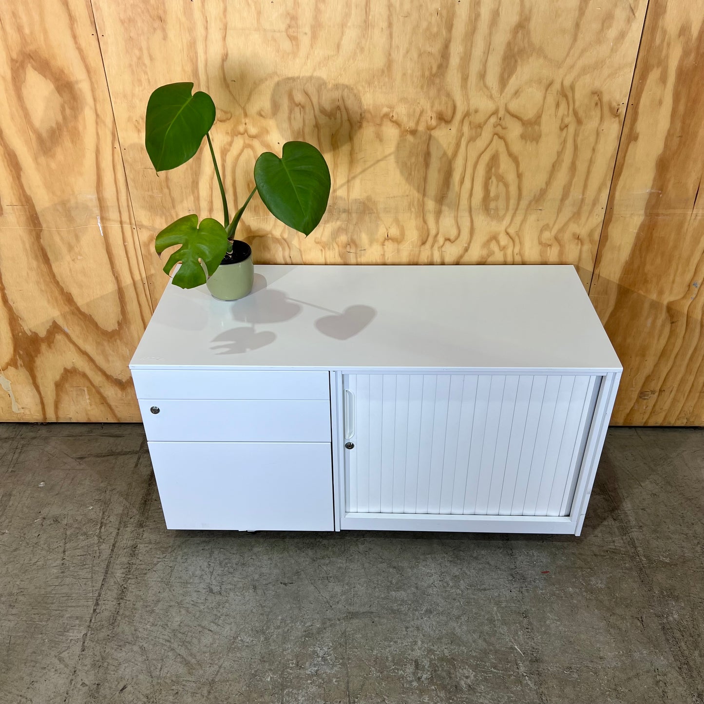 Krost White Drawer Caddy with Tambour Door - No keys