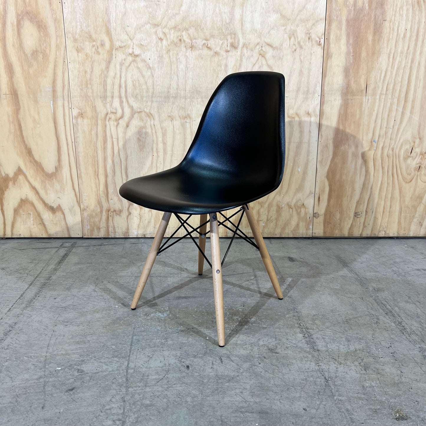 Black replica Eames Moulded Chair
