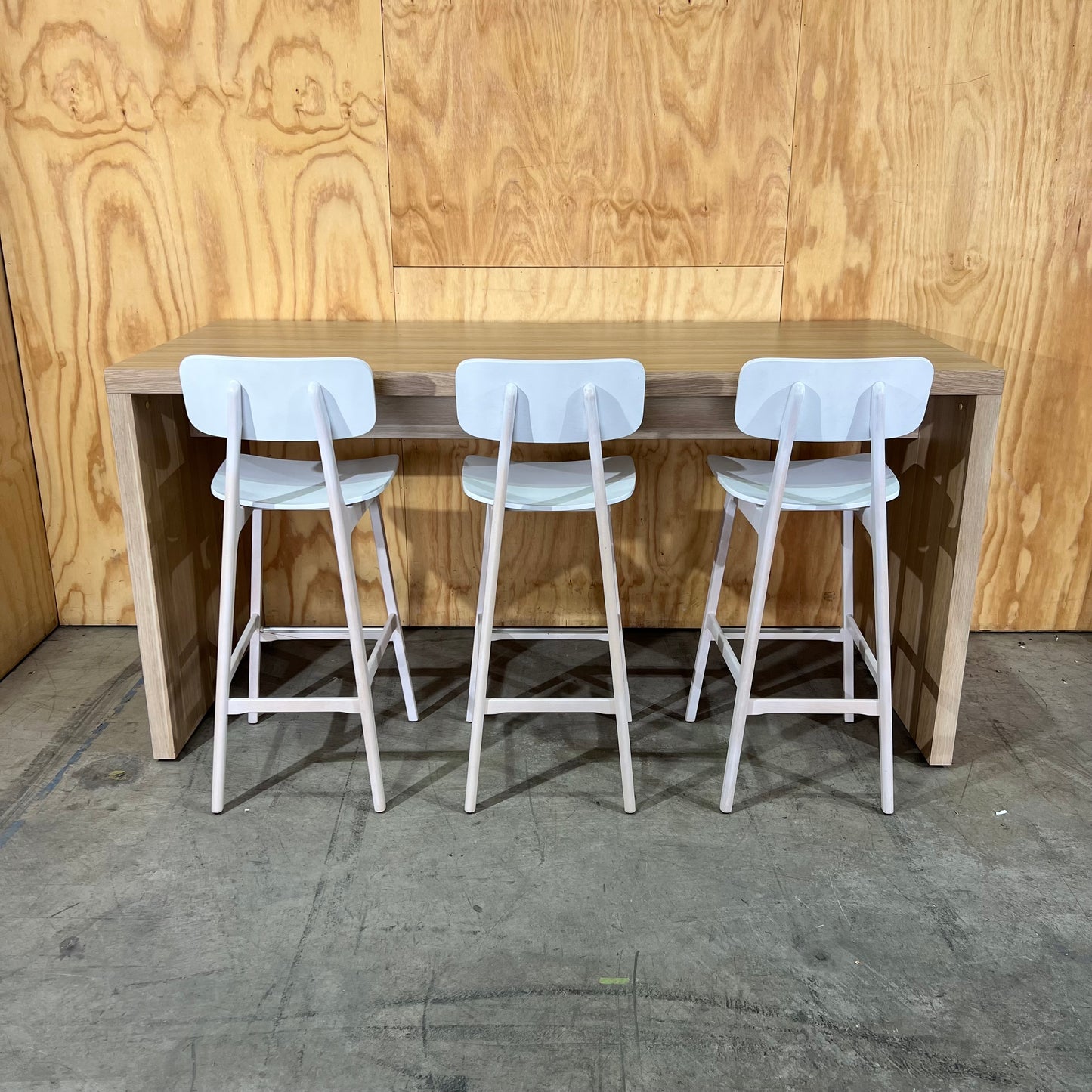 Krost Jive S Counter Table