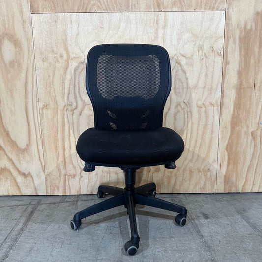 Black Mesh Task Chair