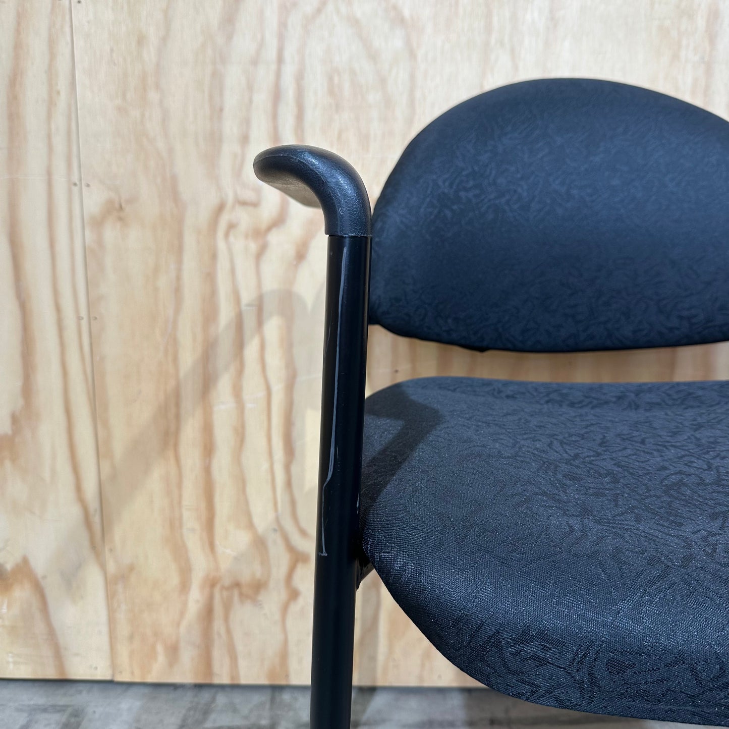 Black stackable visitor chair
