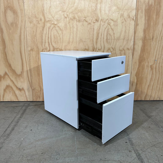 White metal pedestal