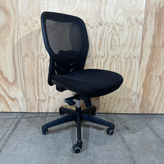 Black Mesh Task Chair