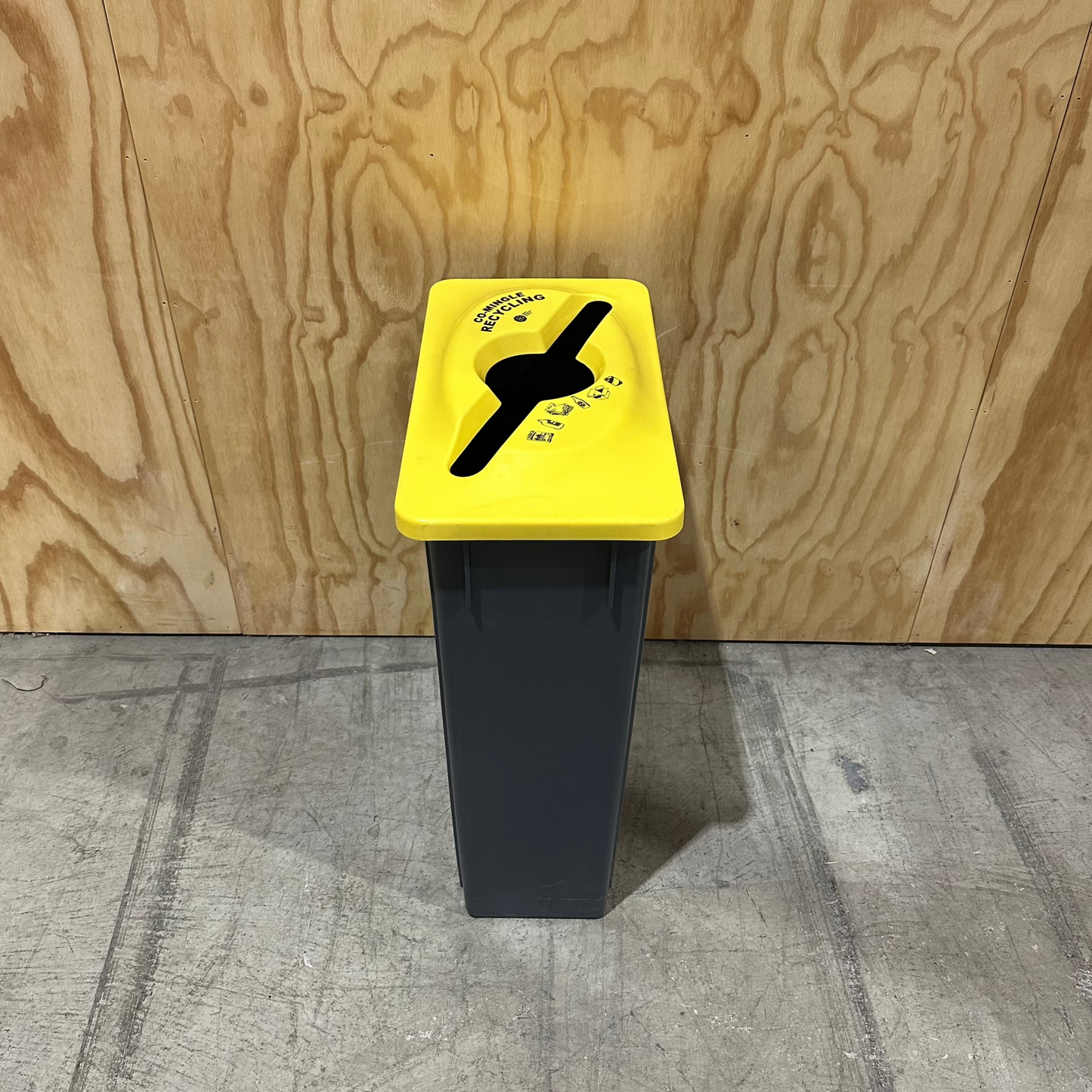 Co-mingled Recycling Bin