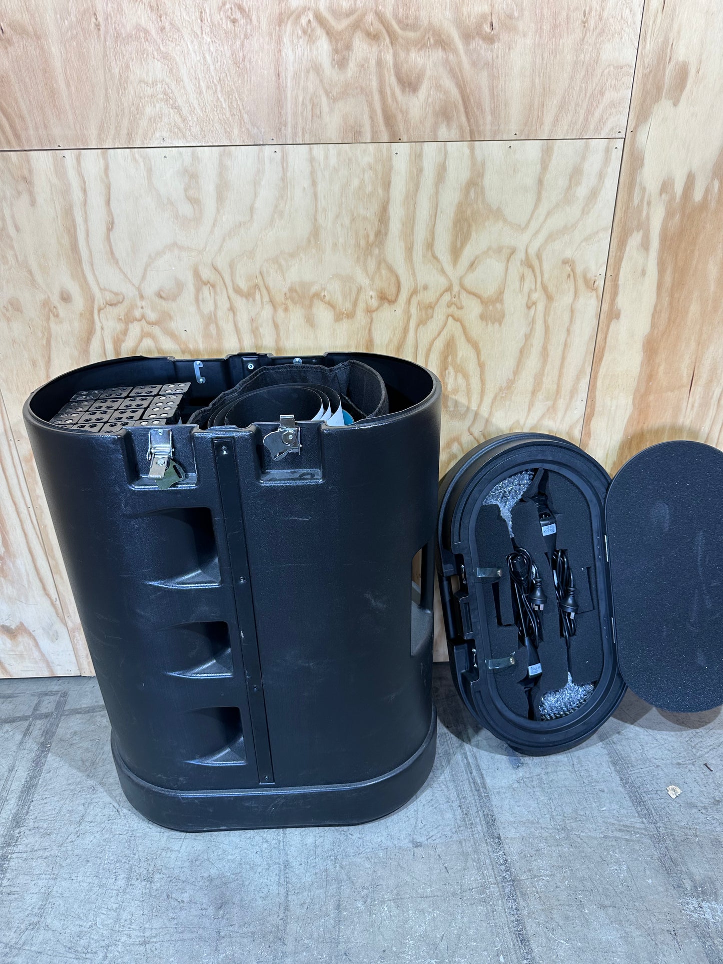 Banner mount with light attachment