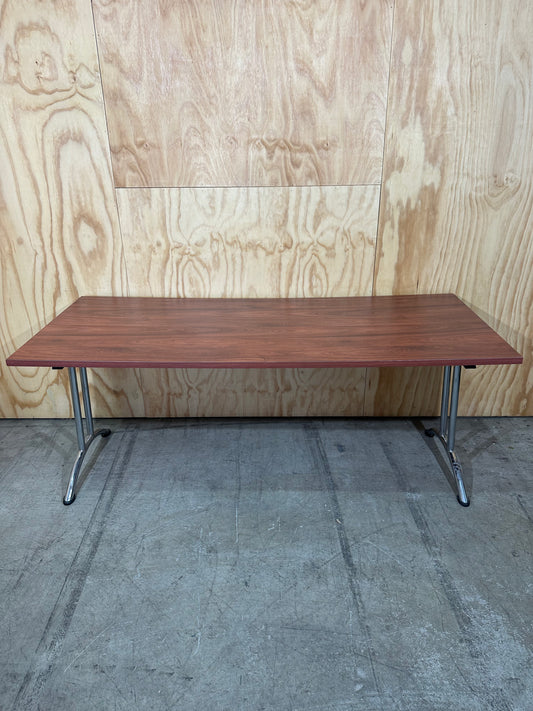 Timber trestle folding table