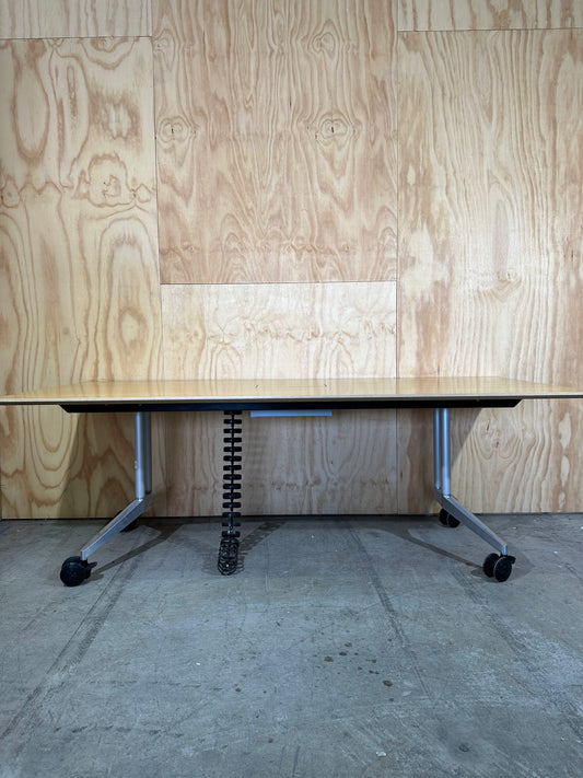 Wilkhahn meeting table with cable management on castors