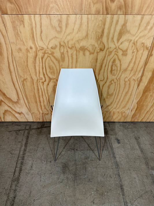 Casprini Hoop Sled chair white