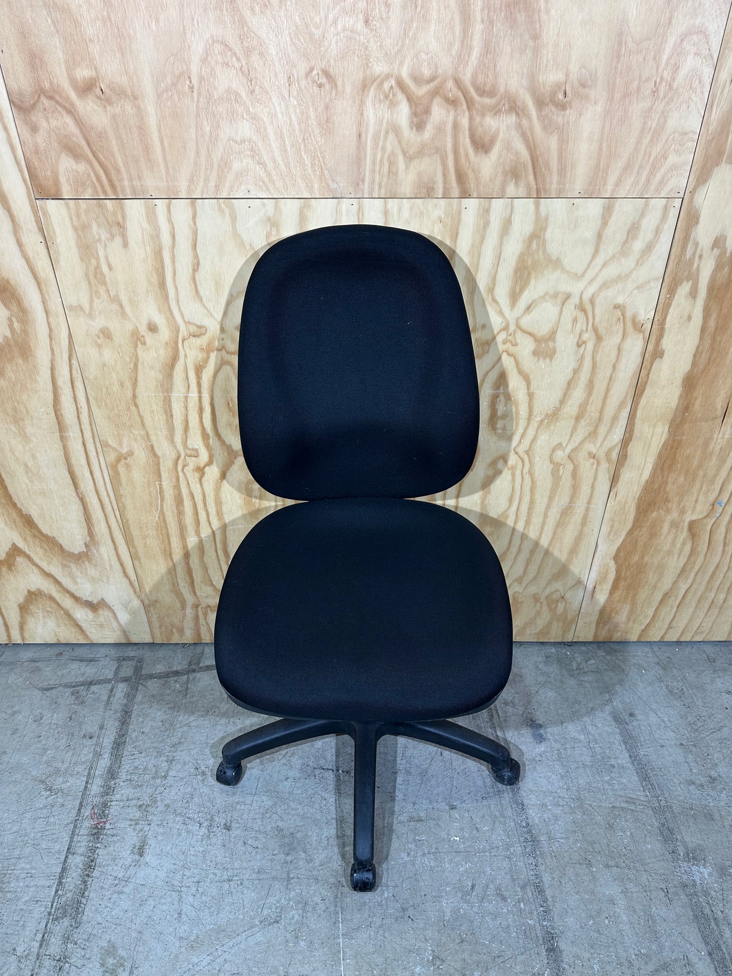 Seating solutions postureright black