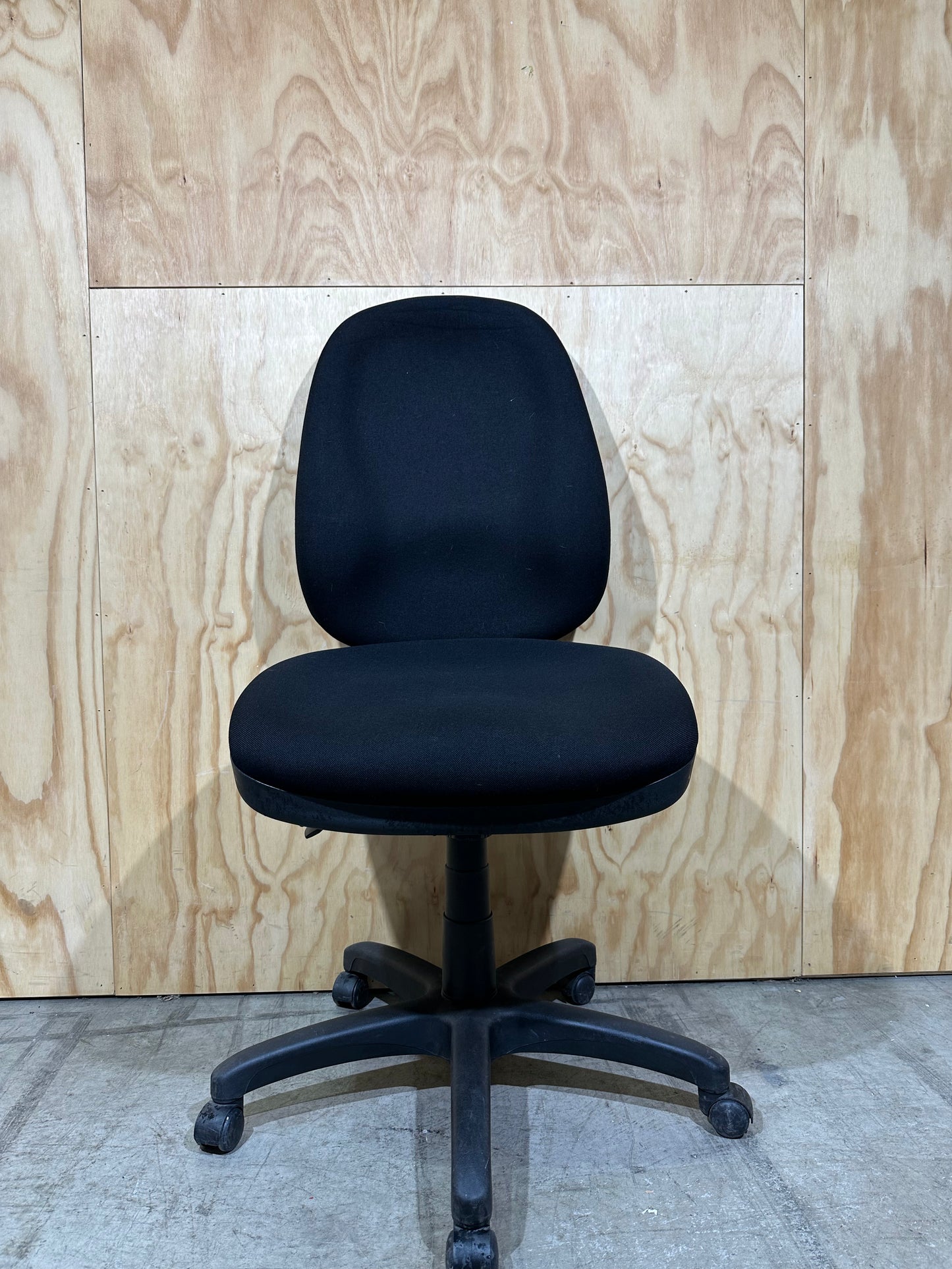 Seating solutions postureright black