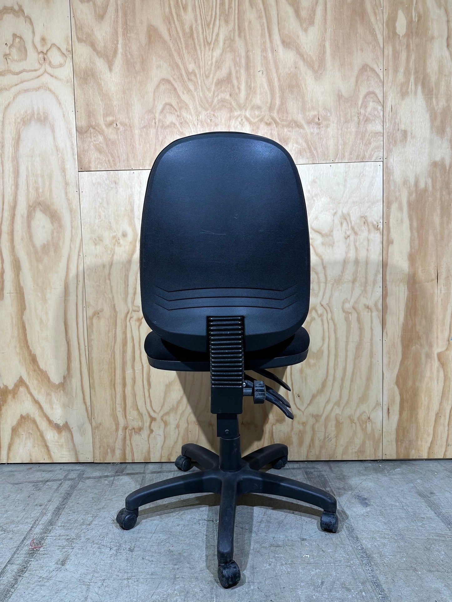 Seating solutions postureright black