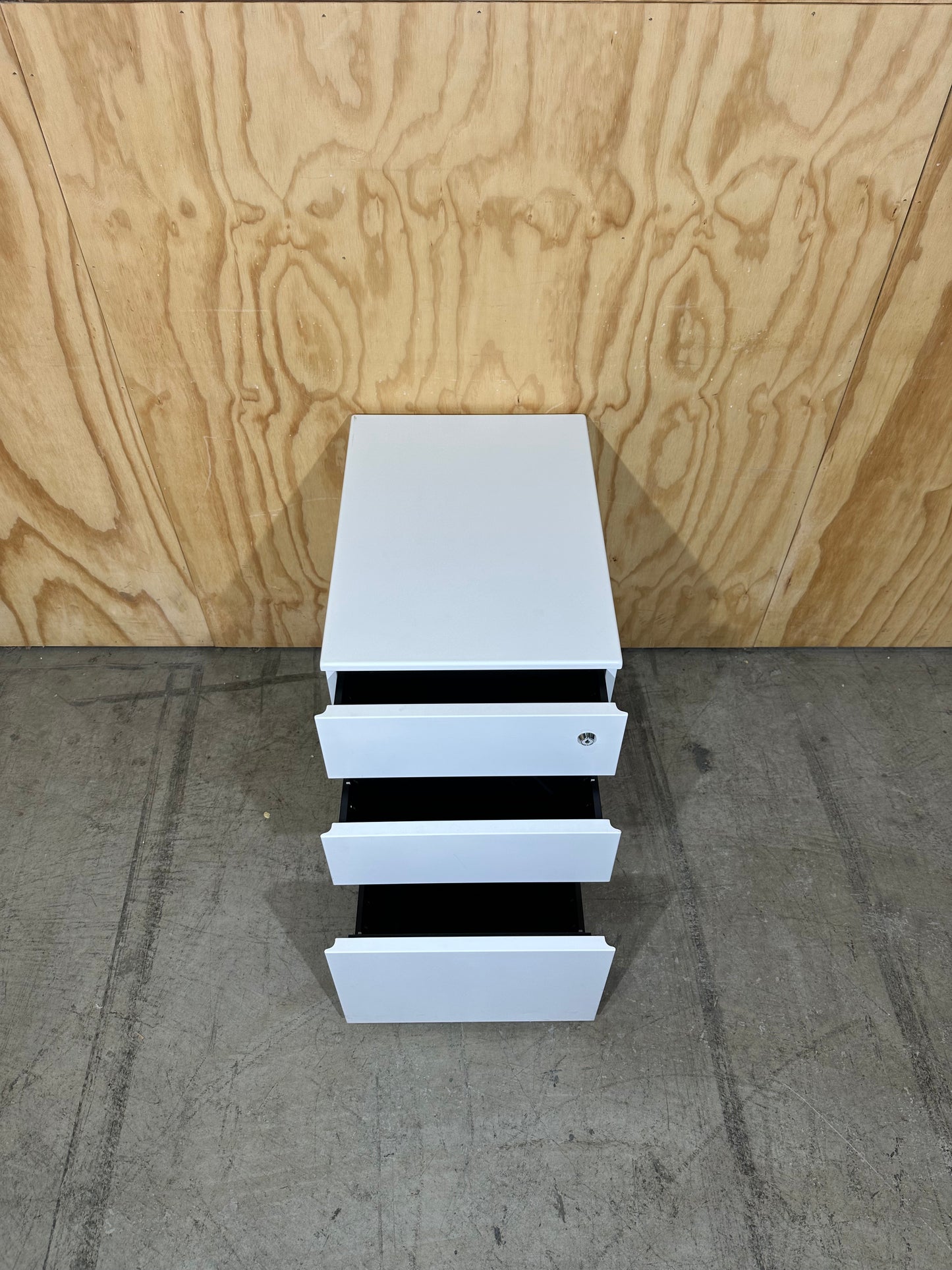3 drawer white pedestal